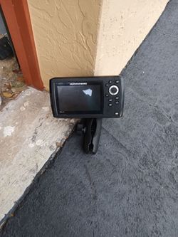 Fish finder in depth control