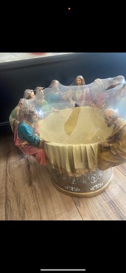 Disciples statue