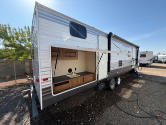 2016 crossroads Z1 32 foot travel trailer bunk room sleeps 10 2 Slide slides