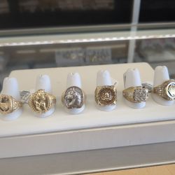 14k 10k Gold Ring Different Grams Different Size And Different Prices Layaway Available 10% Down If You Interested Please Ask Maribel Thank You 