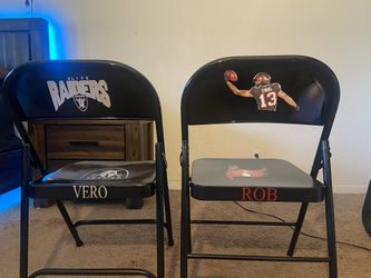 Folding Chairs 