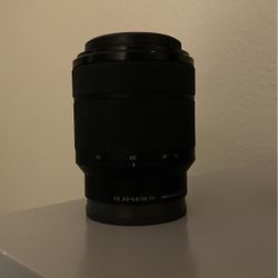 Sony 28-70 FE 3.5-5.6 Lens