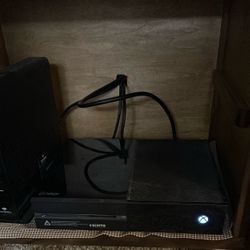 Black Xbox One (Factory Reset) & Controllers 
