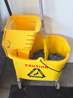 (Cash Only) $20Mop Bucket Combo Yellow Bucket & Wringer