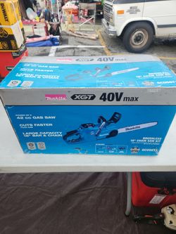 Makita 40v max 18" chain saw kit