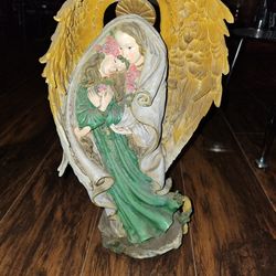 LOOK!! Beautiful ANGEL Figurine