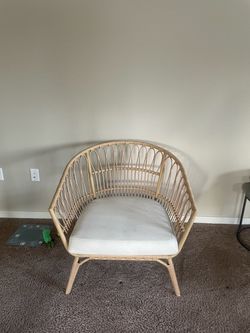Rattan Barrel Accent Chair with Cushion