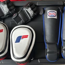 gloves shinguards mitts