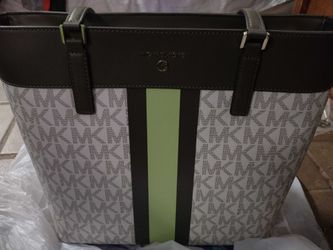 New With Tags Michael Kors Olive Multi Morgan LG Tote