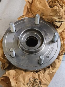 Chrysler Wheel Hub 318AA 47439, 2091 B GTS1 new