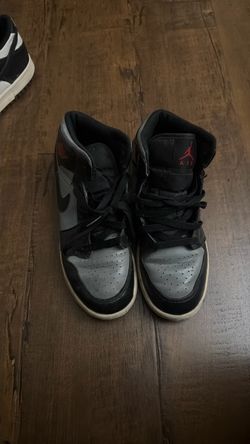 Jordan 1 youth size 5,5