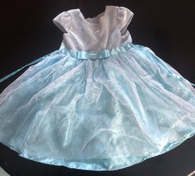 $$$$👍🏽👍🏽👍🏽Obo5 Fantastic dress for any princess