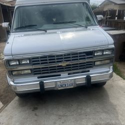 1995 Chevrolet G-Series G30