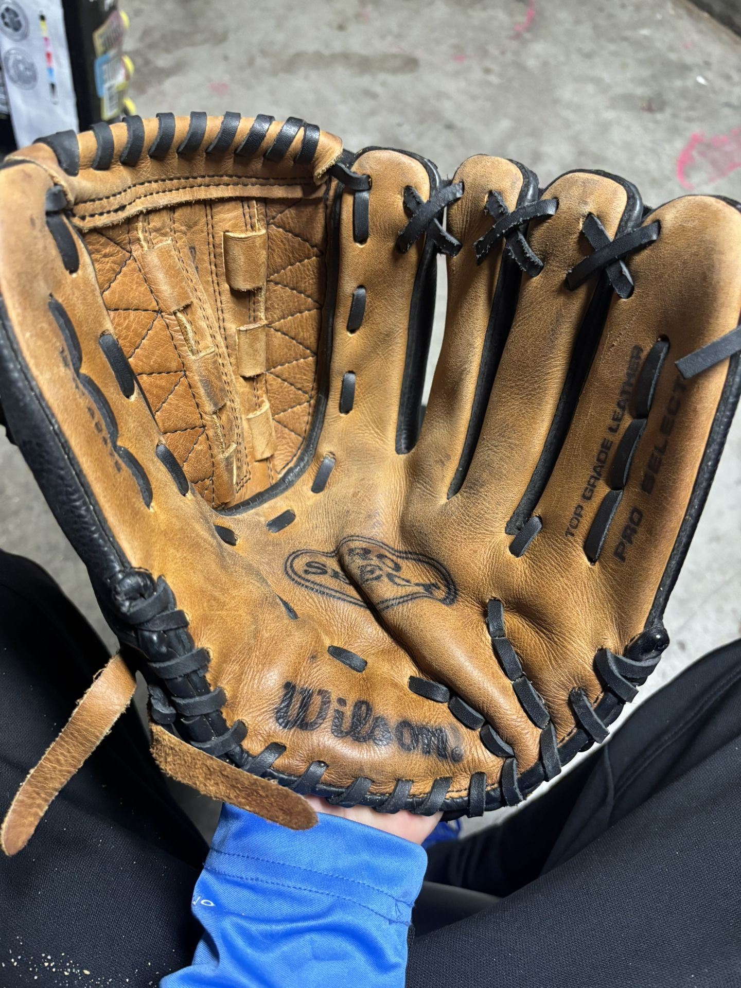 Glove
