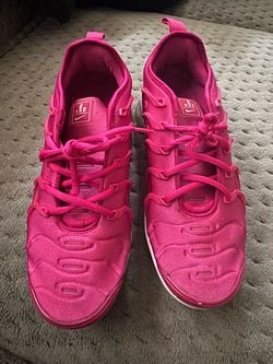 Fuchsia size 7 women $60