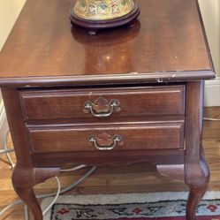 Classy Hand Tables (Pair)