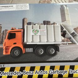 Mercedes Garbage Truck