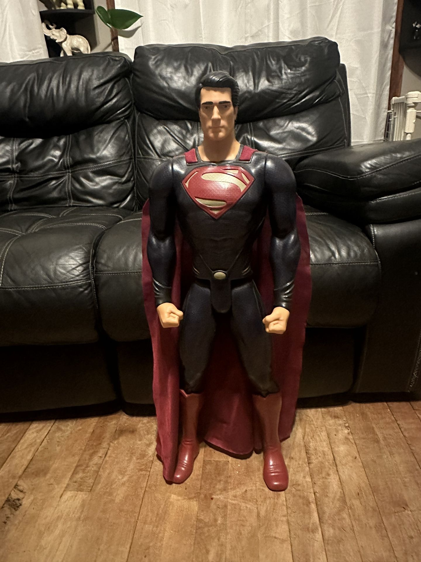 JAKKS Pacific Superman Man of Steel 31 Action Figure with cape