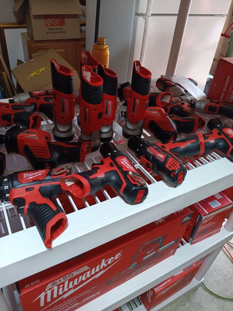 Milwaukee M12 Drills,hackzall And Work Lights