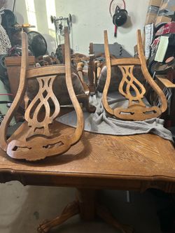 Table + 8 chairs