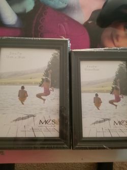 8 new photo frames