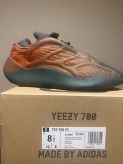 Adidas Yeezy 700 V3 Copper Fade Size 8.5