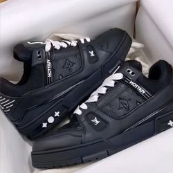 Louis Vuitton LV Sneaker Black