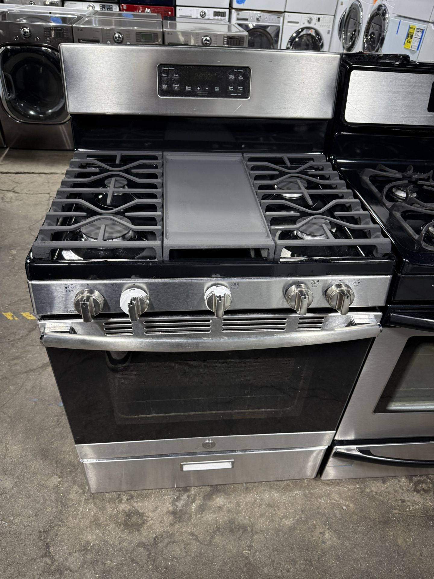GE Stainless steel 5 burner range stove 