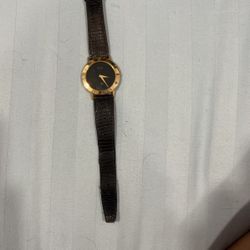 Gucci Watch For Men Used Gold Plated