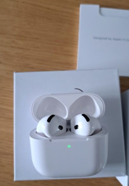 Brand New AirPods 4 ANC