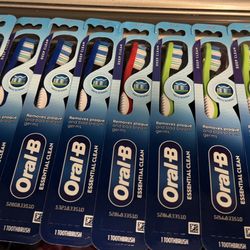 Brand New Oral B Bundle All For ($15)(Cash Only)(price Is Firm) 