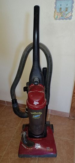 Carpet Cleaner $40 Firm With FREE Vacuum Cleaner for Sale in Apple ...