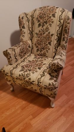 Vintage Floral Love Seat