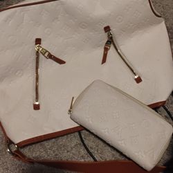 Authentic Louis Vuitton Purse 