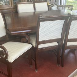 DINING TABLE W 6CHAIRS