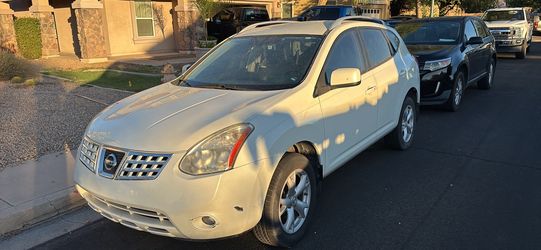 2009 Nissan rogue for sale 131,000 miles on it