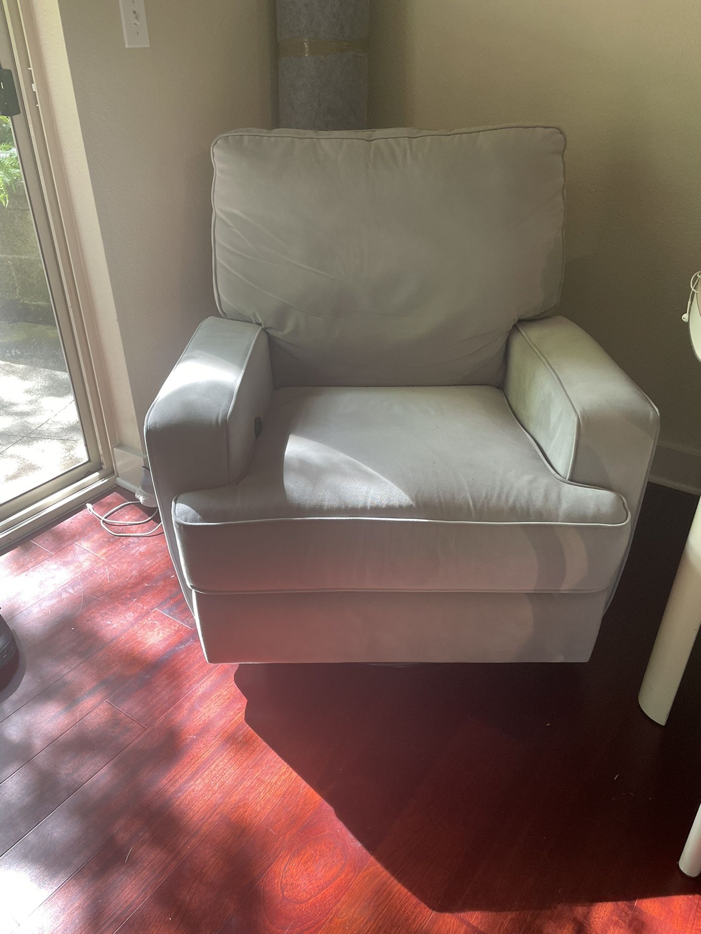 Reclining Armchair