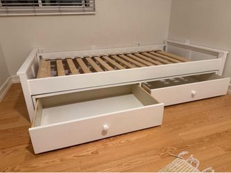 Daybed for Sale