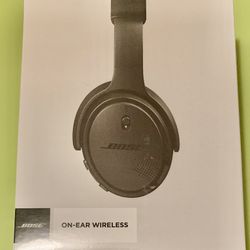 Bose SoundLink On-Ear OE Bluetooth Wireless Headphones -Triple Black