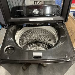 Brand New Samsung Washer and dryer