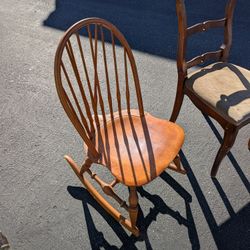 Vintage NICHOLS & STONE Ladies Sewing Windsor Back Rocking Chair Rocker