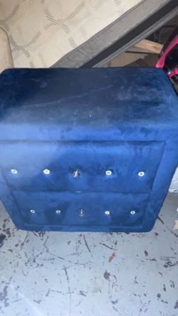 Blue Velvet 2-Drawer Nightstand