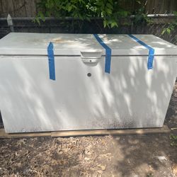 Hotpoint Chest Freezer
