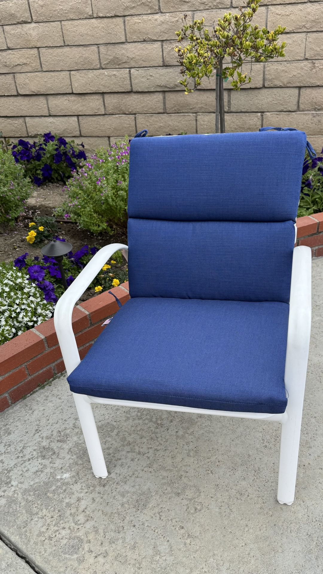 Brand New Custom Sunbrella Outdoor Furniture Cushions