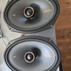 6x9 Kicker speakers  KSC690