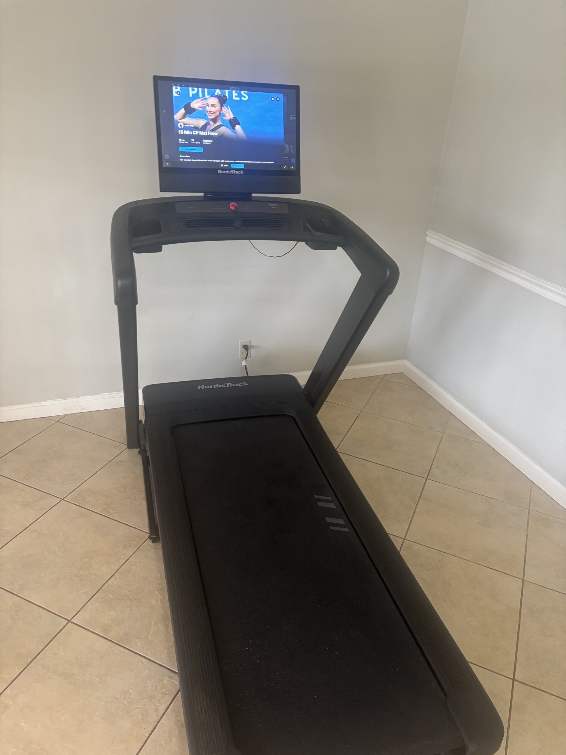 2025 NordicTrack Commercial 2450 Treadmill Excellent 0-50 Uses - Boca Raton, FL