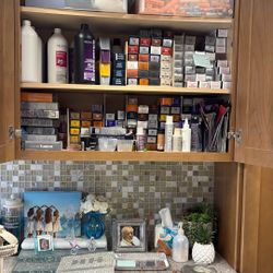 Redken Color & Hair Salon Supplies Must Go Retiring 