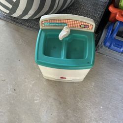 Toy Kitchen Sink