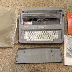 Electronic Typewriter 