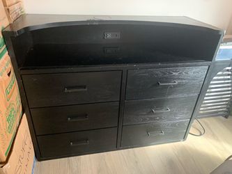 Black 6-Drawer Dresser with Built-In Outlets